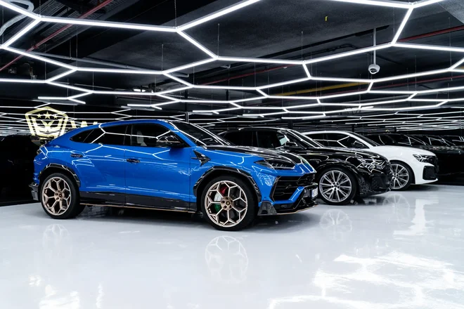 Detailing a keramika